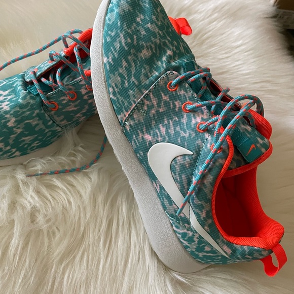 Nike Rosherun Roshe Run Print Hyper Turquoise Orange Flyknit One Womens Camo - Picture 3 of 10
